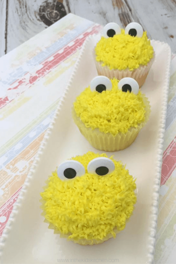 Easy Big Bird Cupcakes