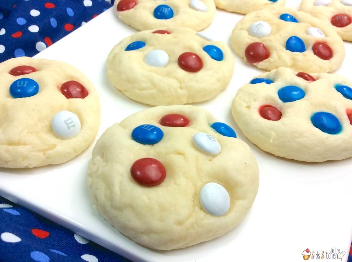 Super Fluffy 4th of July Cake Mix Cookies