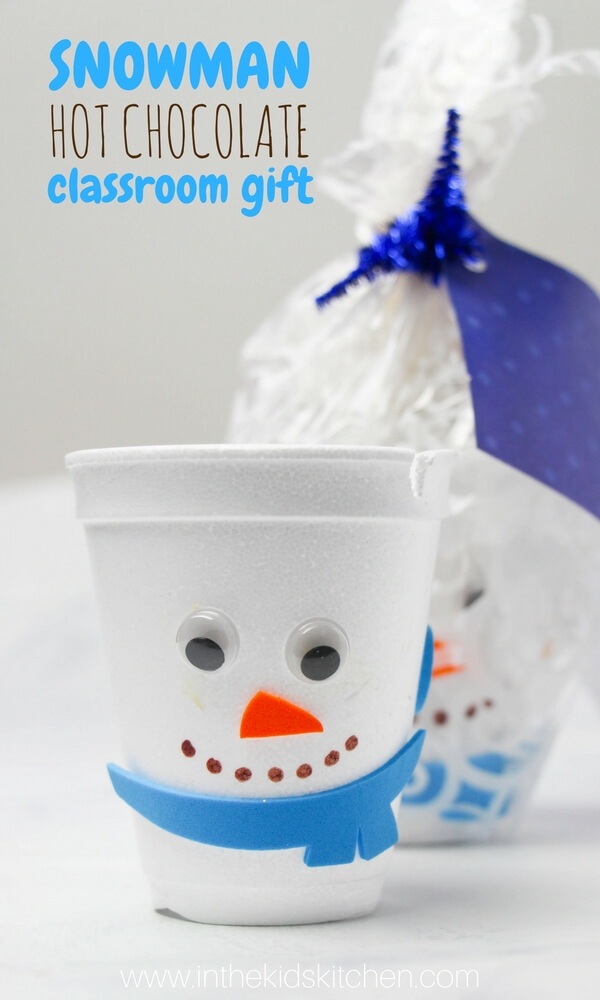 A cute classroom gift idea for Christmas, this Snowman Hot Chocolate Gift Set is one kids can make, and it's thrifty too!
