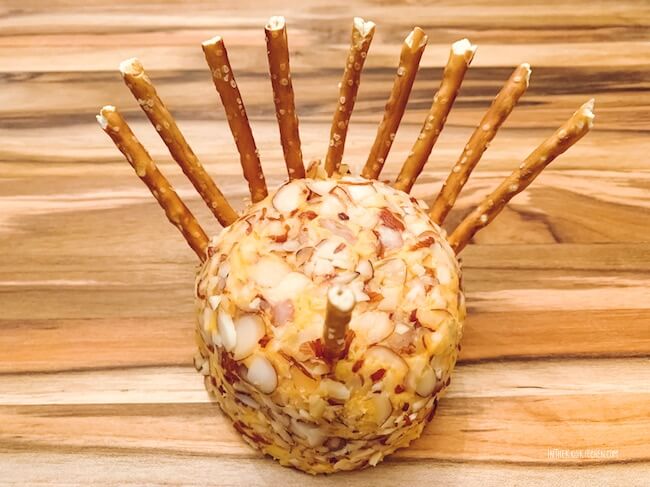 Turkey cheeseball Thanksgiving appetizer