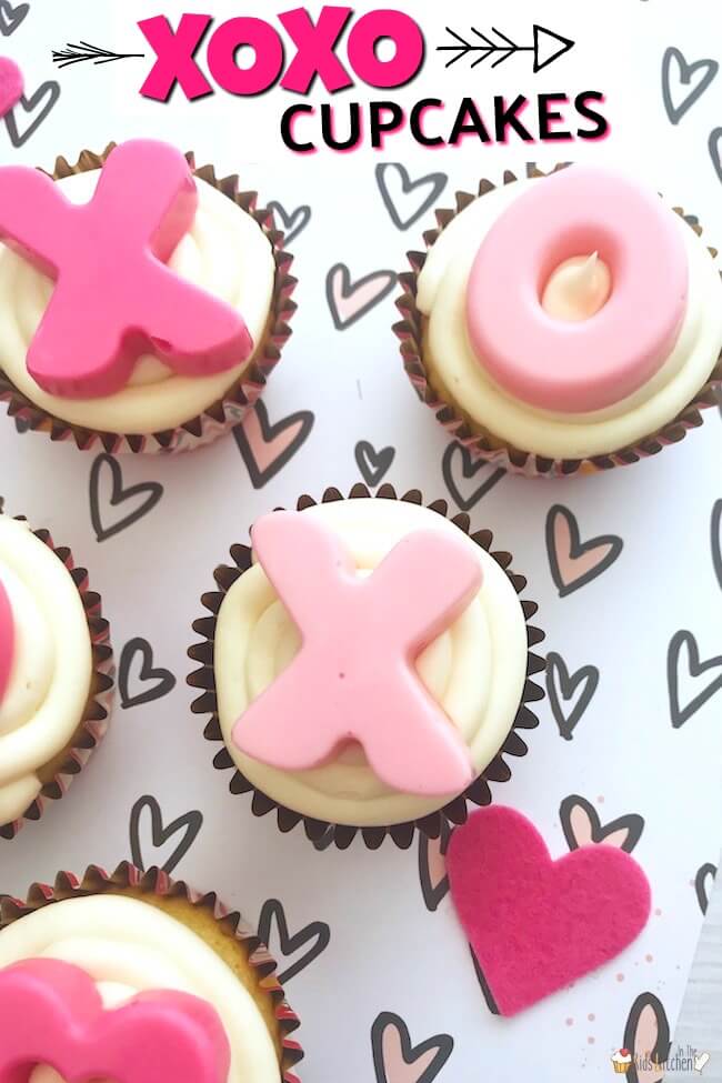 Valentine's cupcakes decorated with fondant Xs and Os